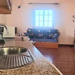 Vivienda Vacacional Los Geranios Tazacorte