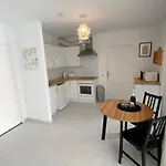 Great Location, In The Heart Of Puerto Del Carmen, Aguazul With Vv Licence