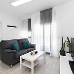 Homeforguest Amplio Apartamento En El Centro De Santa Cruz