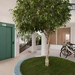 Gara'S Apartment