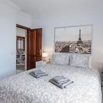 Comfortable And Modern Apartment Next To The Avenida Central In Tias