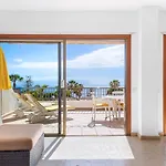 Vacation Home With Stunning Ocean View