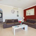 Riviera Park, Central 2 Bed Apartment