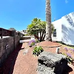 Villa A With Private Pool, Beachfront, Ac, Wifi, Bbq In Playa Blanca