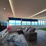 Beautiful Appartment Front Of See, Wifi Free
