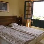 Gepflegte Apartment-Anlage Mit Pool Und Garten