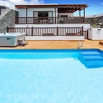 Villa Nina Hermosa