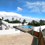 Stunning 4-Bed Villa In Playa Blanca