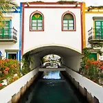 First Line Luxury Apartment