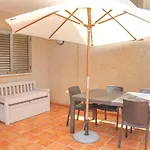 Navy Apartment, El Poris