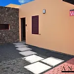 Anahi Homes Corralejo- Bicacarera 3