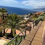 Casa Adosada De Lujo Con Piscina Y Vistas Al Mar