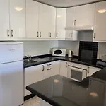 Apartment 18A1, Victoria Court 1, Avenida Londres, Los Cristianos, 38650, Tenerife