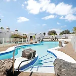 Puerto Chico B