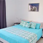 Apartment Harmony & Ocean Waves
