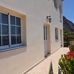 Casa Maestro Agustin Nº 2