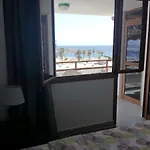 Two Bedroom Apartment 2 Min From Beach