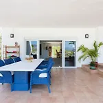 Luxe Villa With Private Pool, Jacuzzi And Spectacular Views