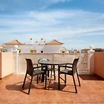Beautiful 3 Bed Apartment
