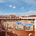 Beautiful 3 Bed Apartment