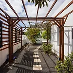 Captivating 2-Bed Villa In Playa Blanca
