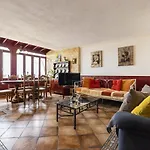 Bonito Y Acogedor Apartamento Con Terraza