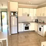 Casa Italia, Modern One Bedroom Apartment Close To The Beach
