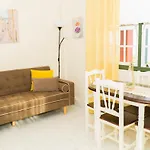 La Rivera Apartments