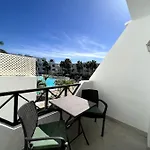 Casa Feliz - One Bedroom Central Apartment With Communal Pool