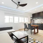 145 Santa Cruz Urban Deluxe By Sunkeyrents