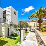Apartment Near Playa De Las Americas, Wifi, Pool, Tenerife Sur