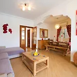 Villa Joanne - 4 Bedroom Villa - Wifi And Air Conditioning - Perfect For Families
