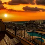 Casa Del Mar