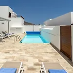 Villa Acomari By Villa Plus