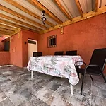 4 Bedrooms House With Enclosed Garden And Wifi At Ingenio