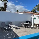 Casa Tom - Spacious Holiday Home With Heated Pool