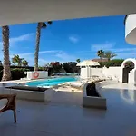 Sol Y Luna Room & Suite Lanzarote Holidays - Heated Pool!