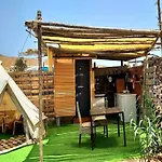 Glamping Corner - Back To Nature