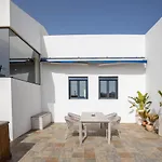 Villa Arizona - 3-Bedroom House By The Sea