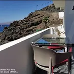 Onyx Apartment