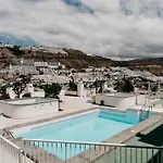 Apartment With Garden A Few Minutes From The Sea