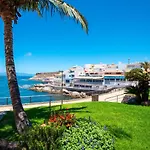 1413 Panoramic 1 Bedroom, Ocean View!