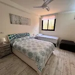 Golden Paradise Seaview