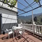 Casa Con Vistas En Hermigua