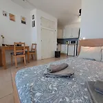 Comfortable Lucy Apartment With Amazing Sea-View