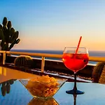 Rooftop Apartment With Ocean View And Heated Pool