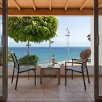 Sabbia Suites Sea View La Playita