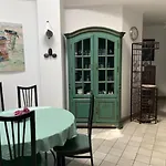 Los Ojos