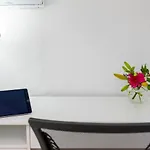 Colina Smart Home Hi-End Services Media Streaming