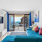 Duplex Ocean View Apartment In Neptuno